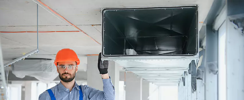 Clogged Air Duct Cleaning and Sanitizing in Oconomowoc, WI