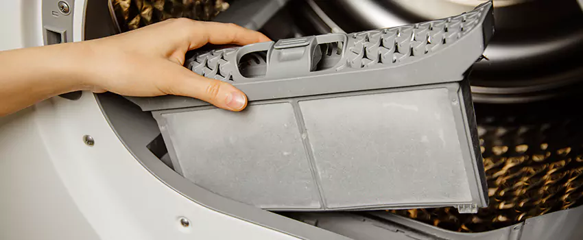 Signs Of A Clogged Dryer Lint Trap in Oconomowoc, Wisconsin